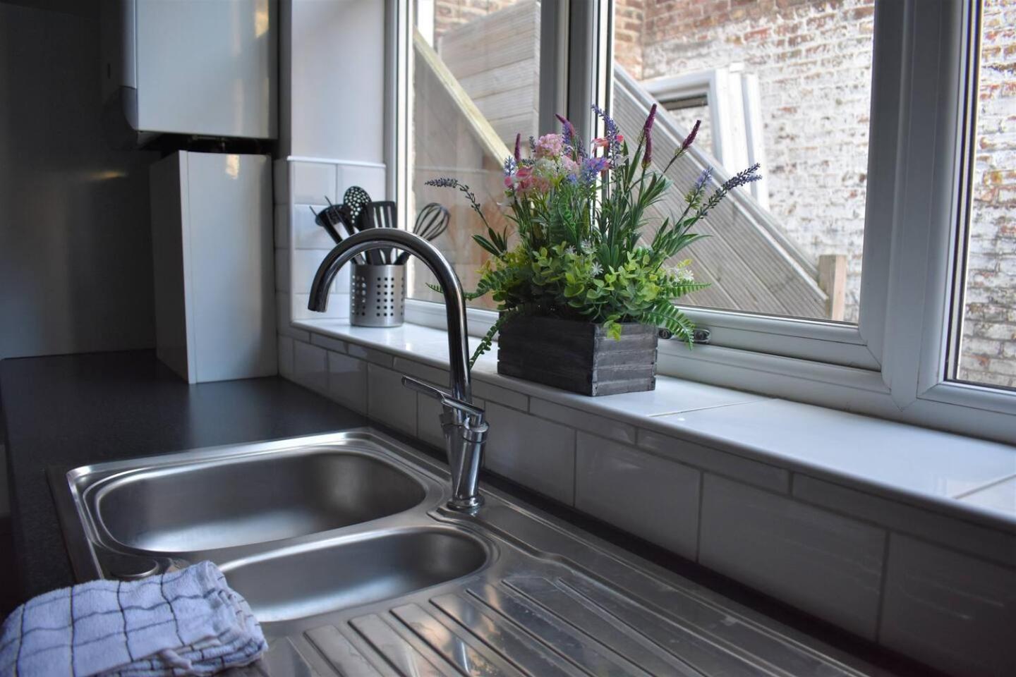 Dwell Living Argyle Square Aparthotel Sunderland  Exteriör bild